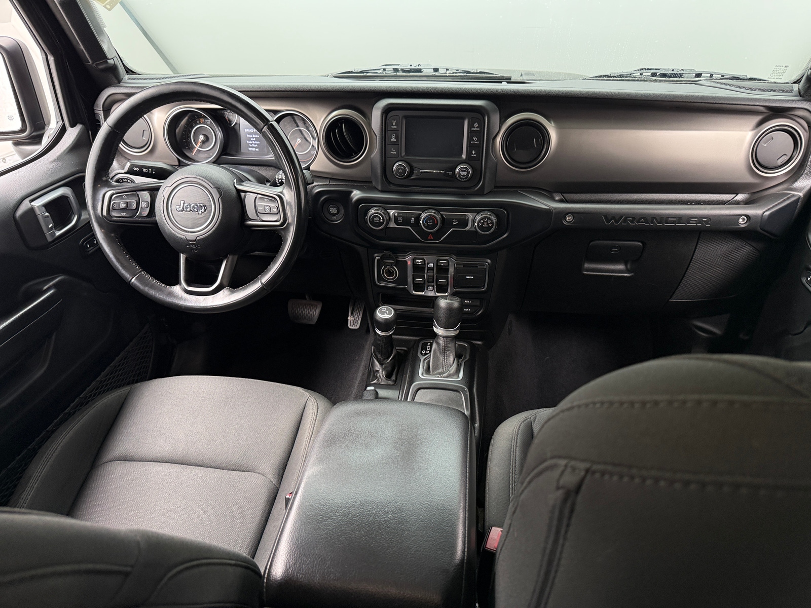 Thumbnail: 2019 Jeep Wrangler - 3