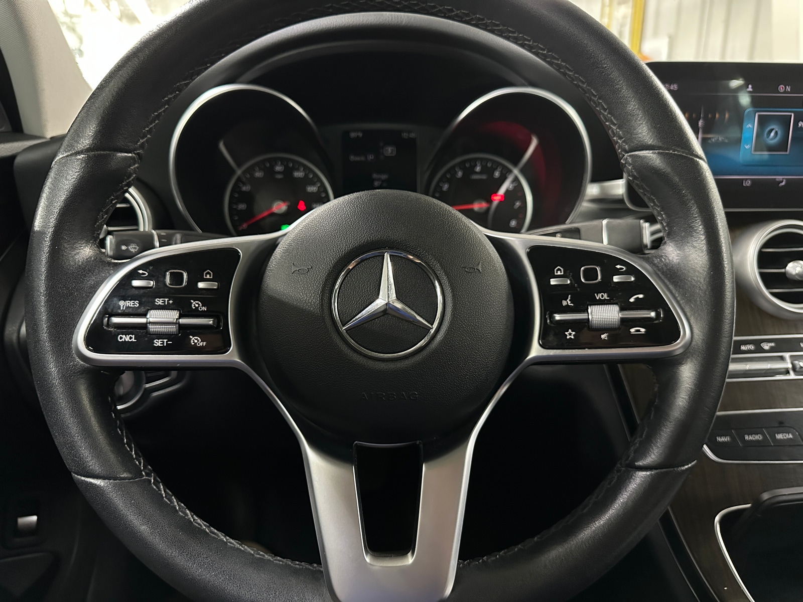 Thumbnail: 2019 Mercedes-Benz C-Class - 4