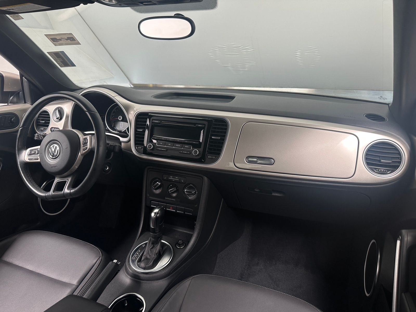 Thumbnail: 2014 Volkswagen Beetle - 2