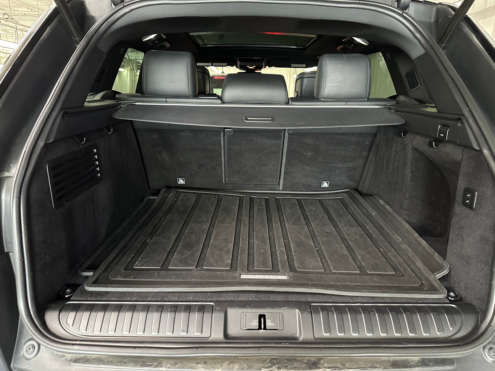 Thumbnail: 2021 Land Rover Range Rover Sport - 6