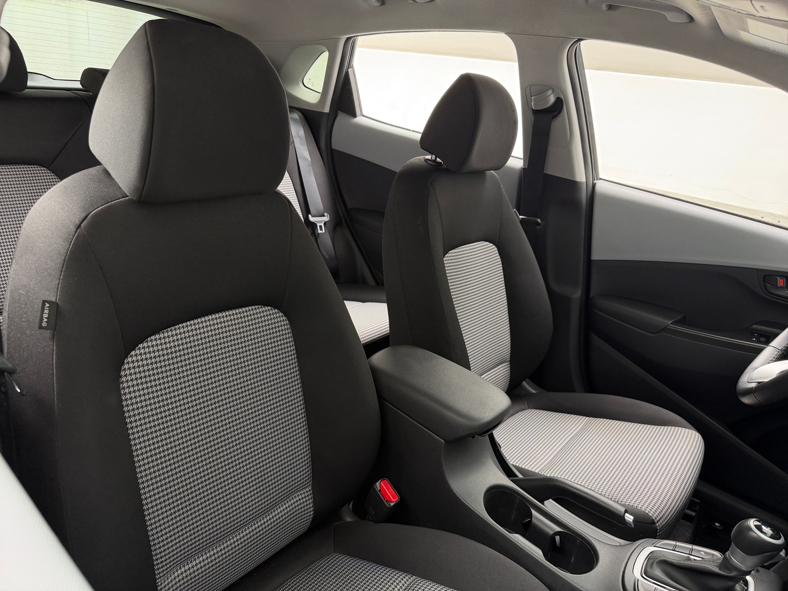 Thumbnail: 2021 Hyundai Kona - 2
