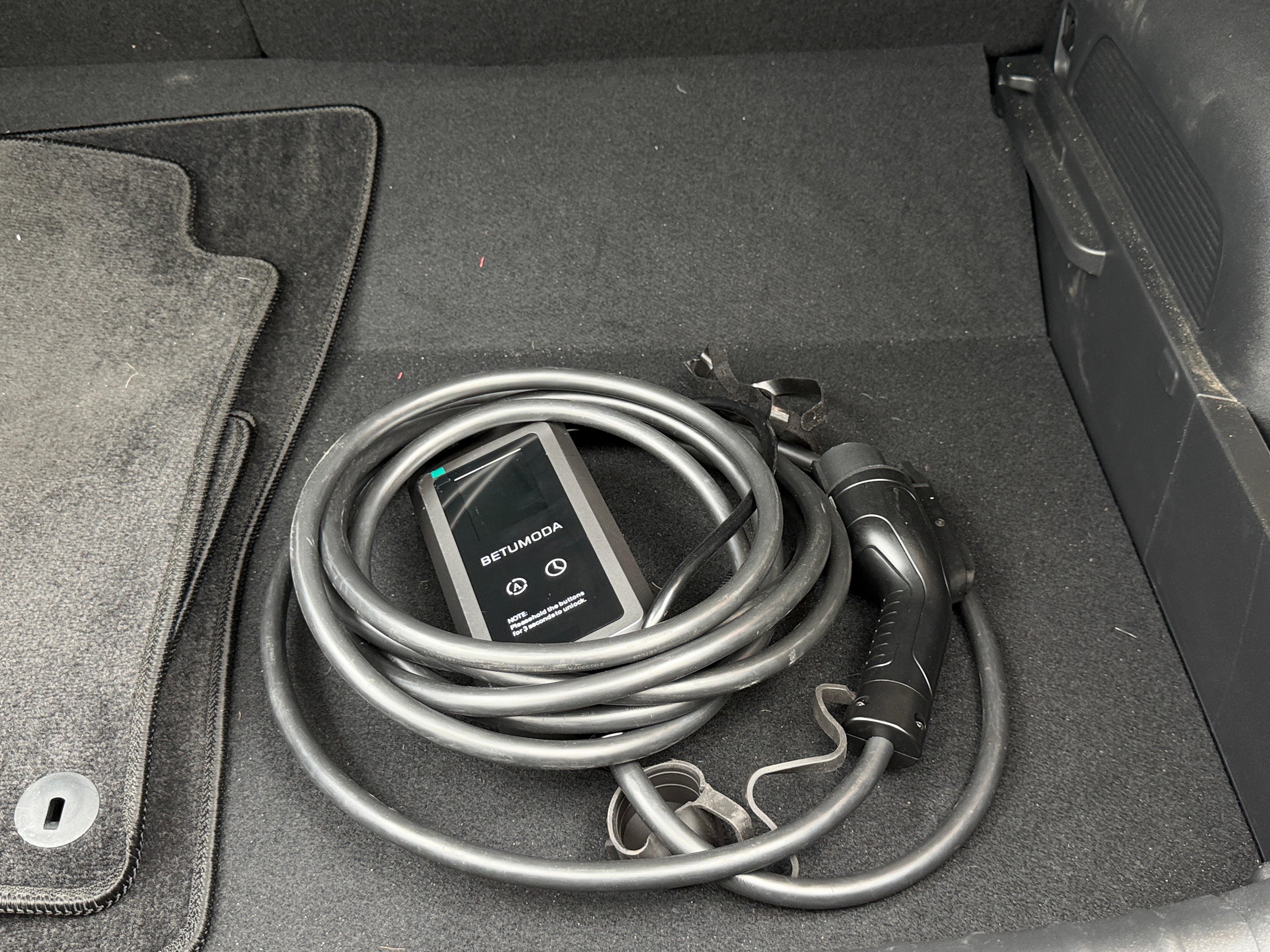 Used 2023 Kia Niro Wind with VIN KNDCR3L18P5023385 for sale in Auburn, WA