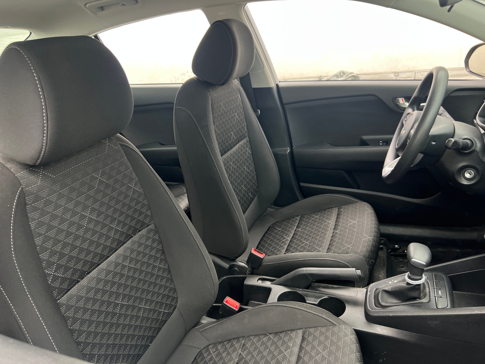 Thumbnail: 2023 Kia Rio - 2