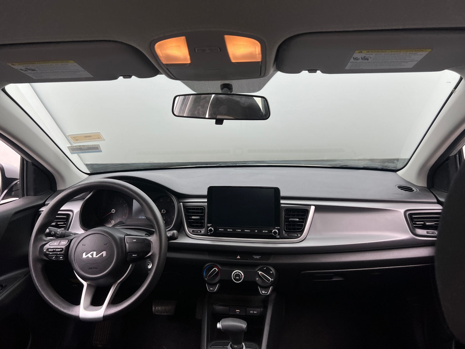 Thumbnail: 2023 Kia Rio - 3