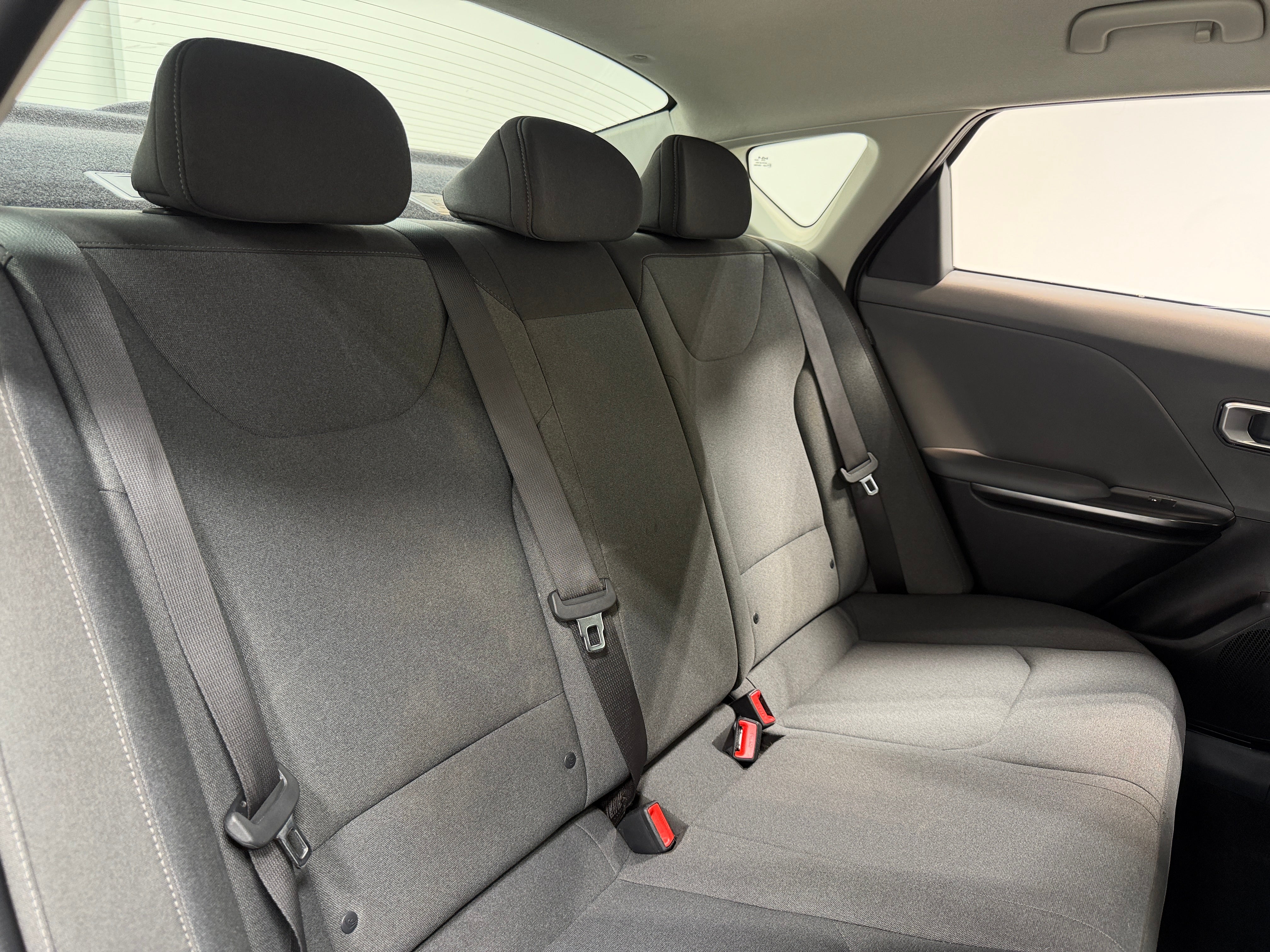 2025 Kia K4 LXS - Photo 5