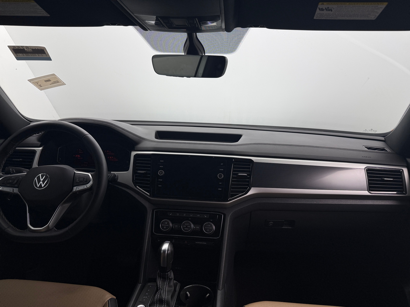 Thumbnail: 2023 Volkswagen Atlas - 3