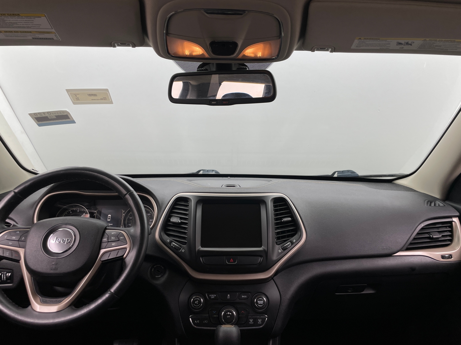 Thumbnail: 2016 Jeep Cherokee - 3