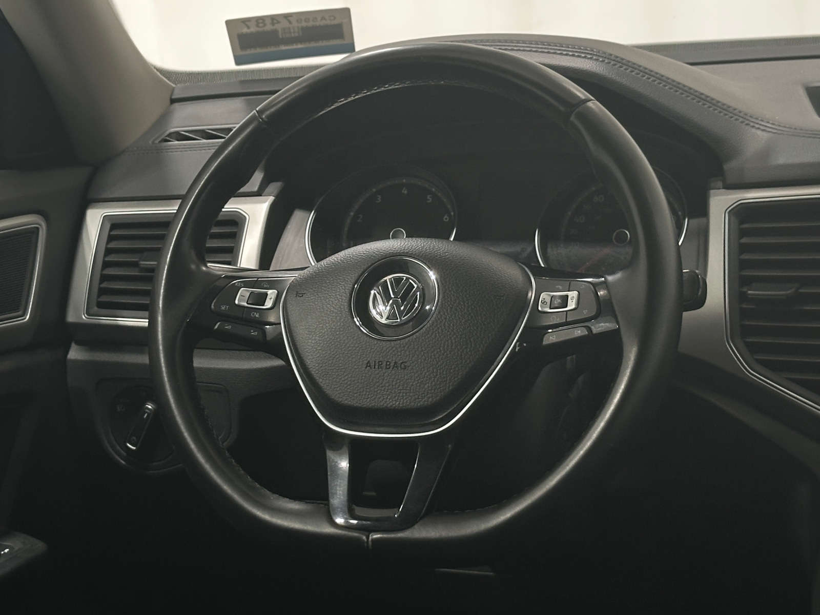 Thumbnail: 2018 Volkswagen Atlas - 4