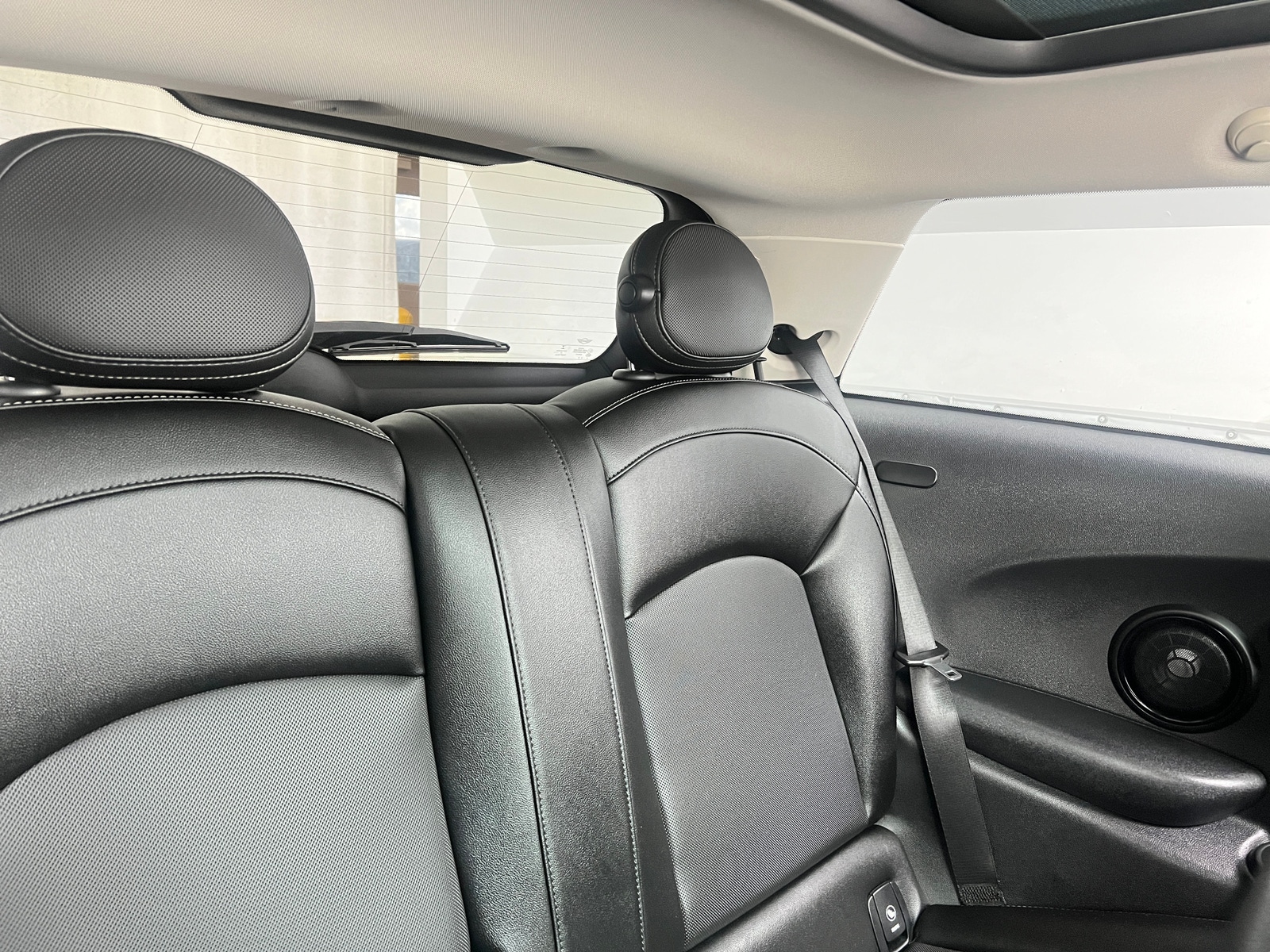 Thumbnail: 2018 MINI Cooper Hardtop - 5