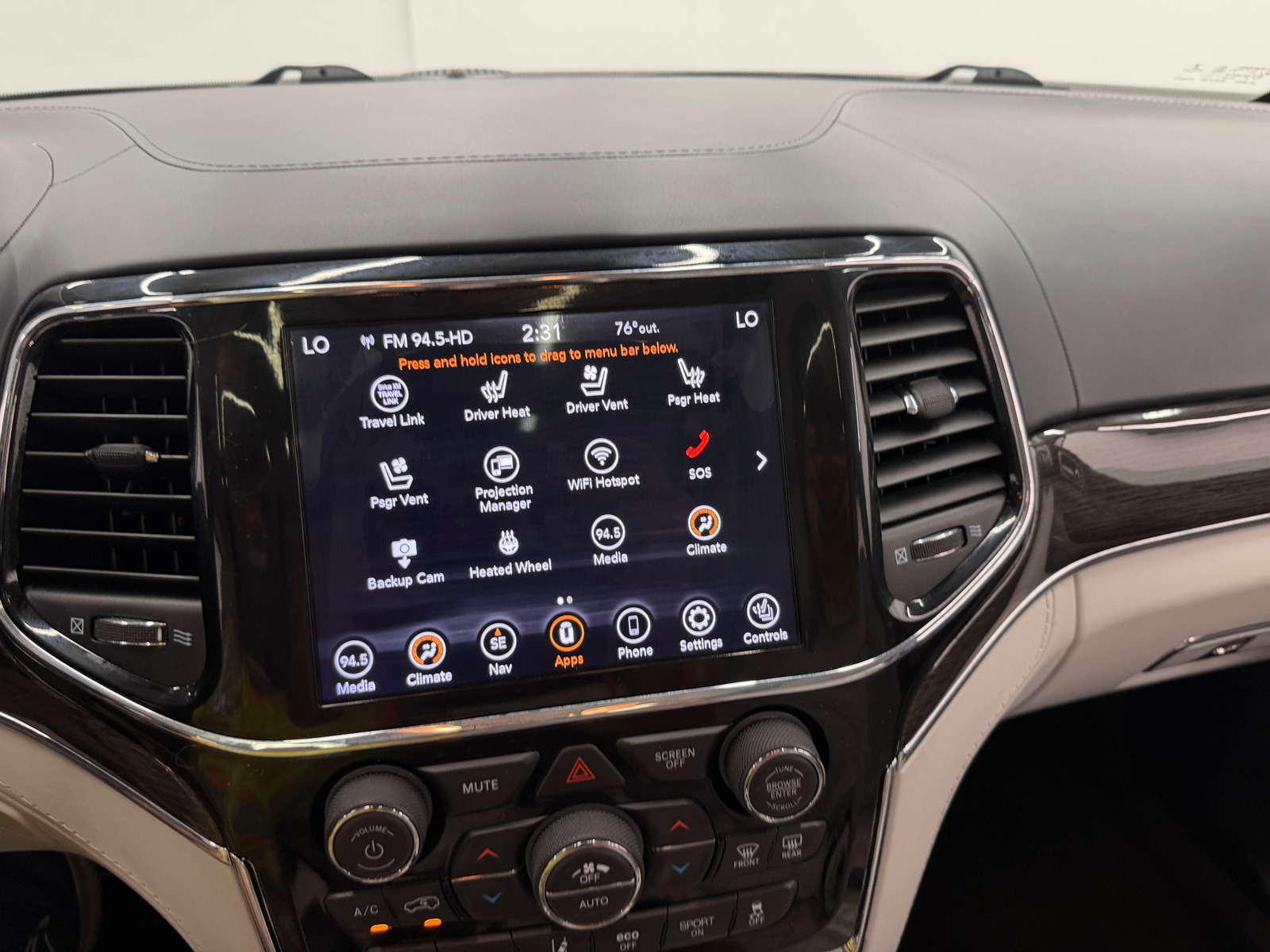 Thumbnail: 2020 Jeep Grand Cherokee - 3