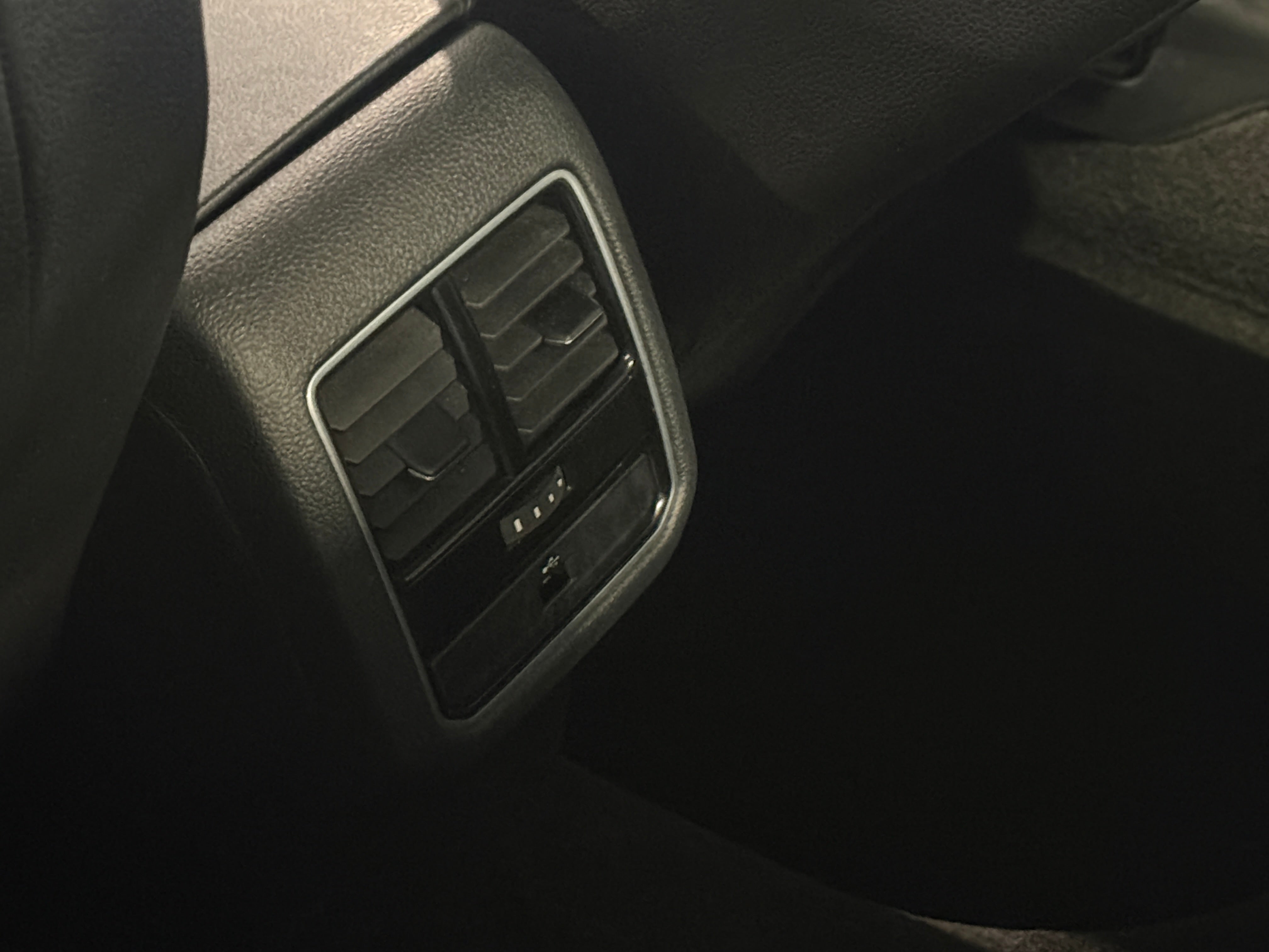 2018 Volkswagen Passat SE - Photo 7