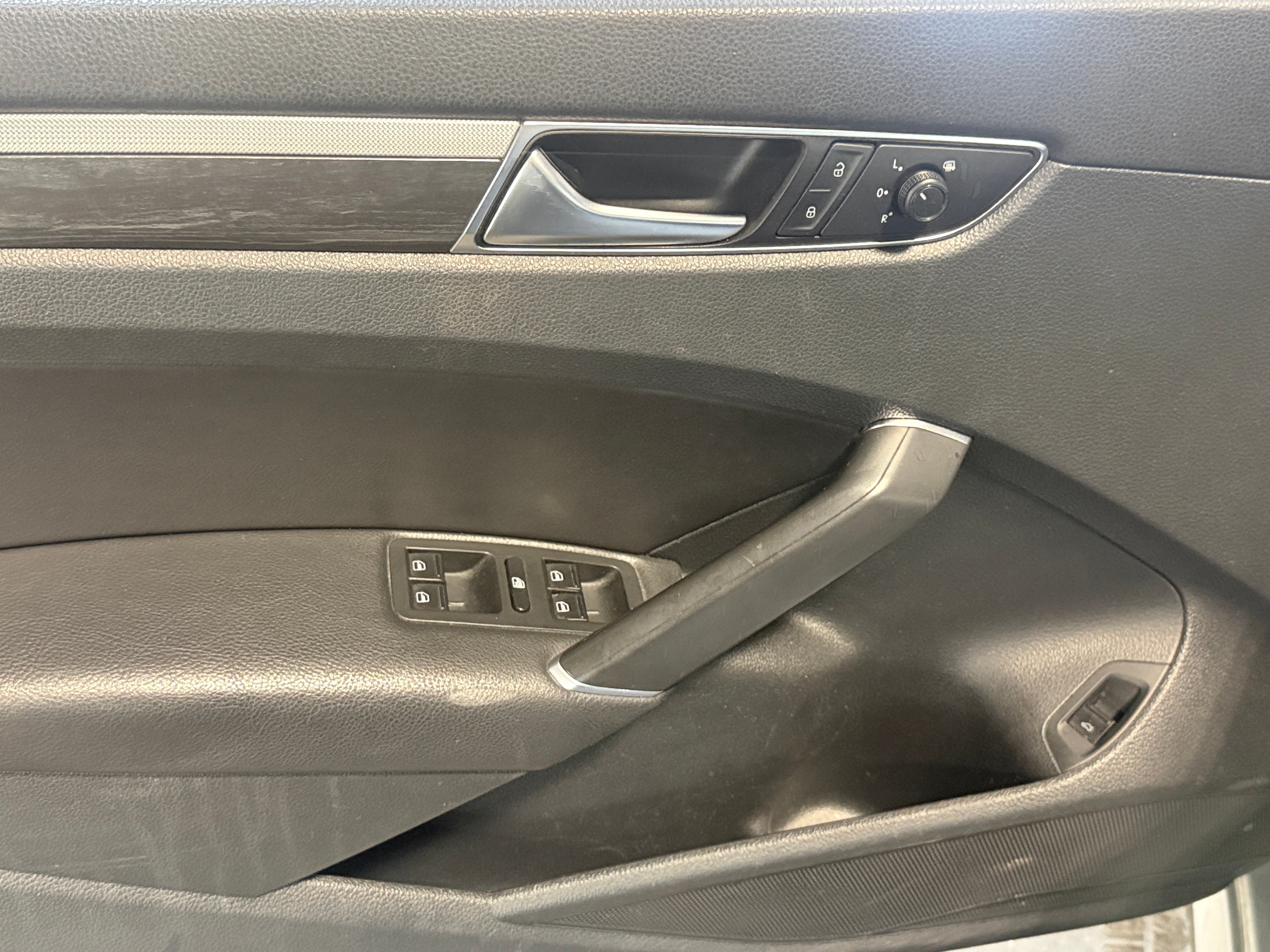 2018 Volkswagen Passat SE - Photo 19