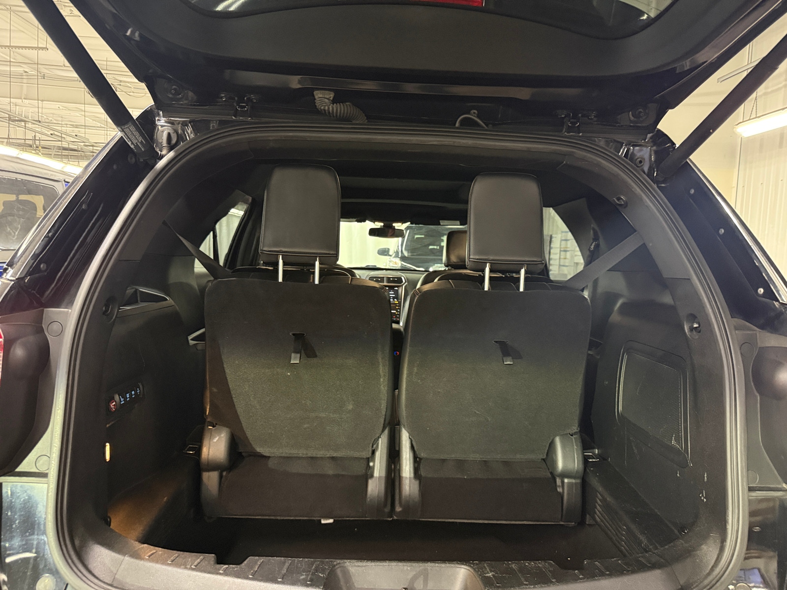 Thumbnail: 2019 Ford Explorer - 6