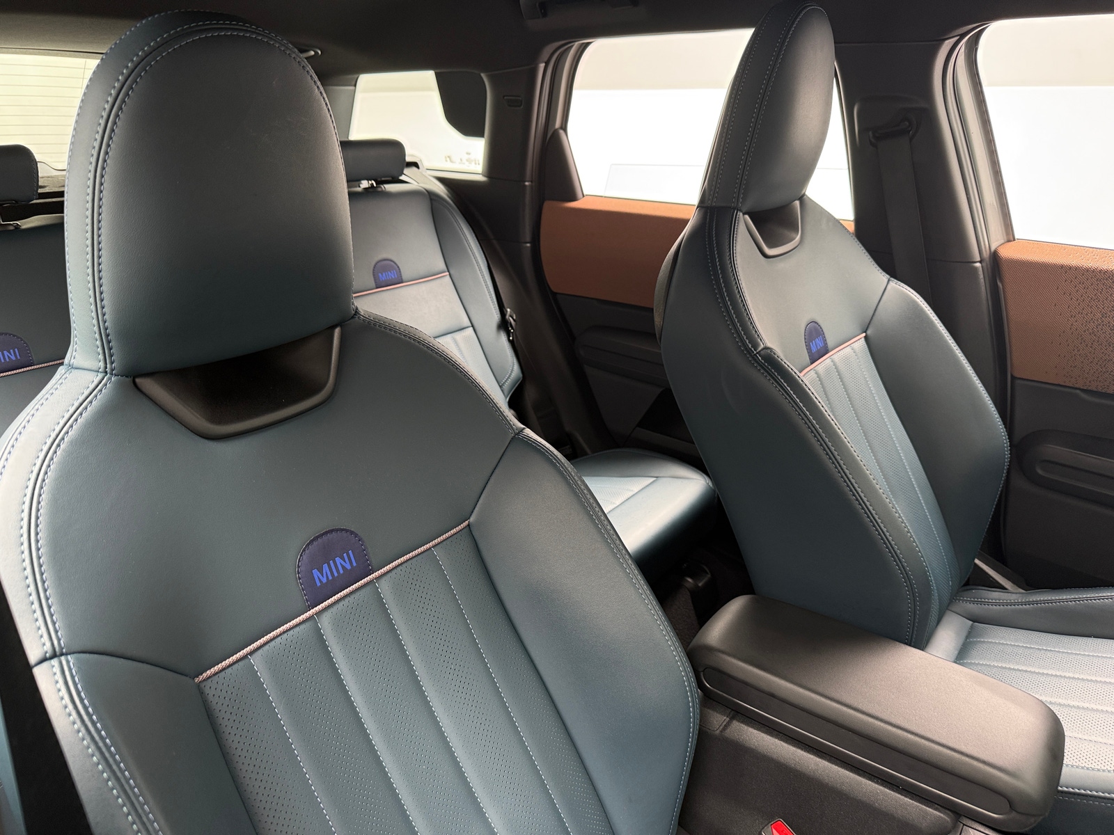 Thumbnail: 2025 MINI Cooper Countryman - 2