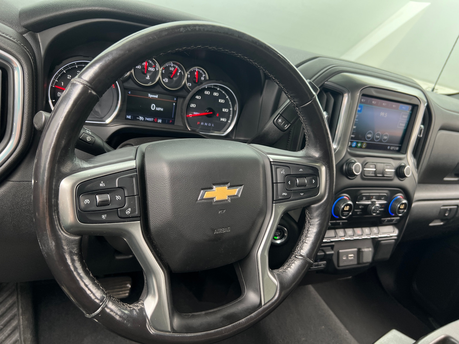 Thumbnail: 2019 Chevrolet Silverado 1500 - 5