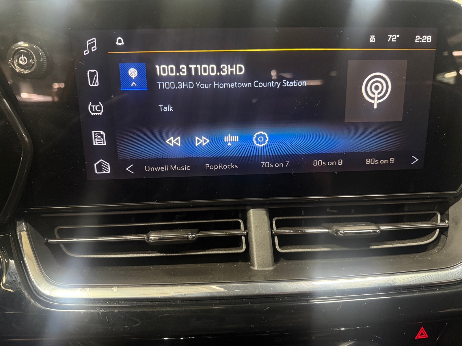 Thumbnail: 2025 Chevrolet Trax - 3