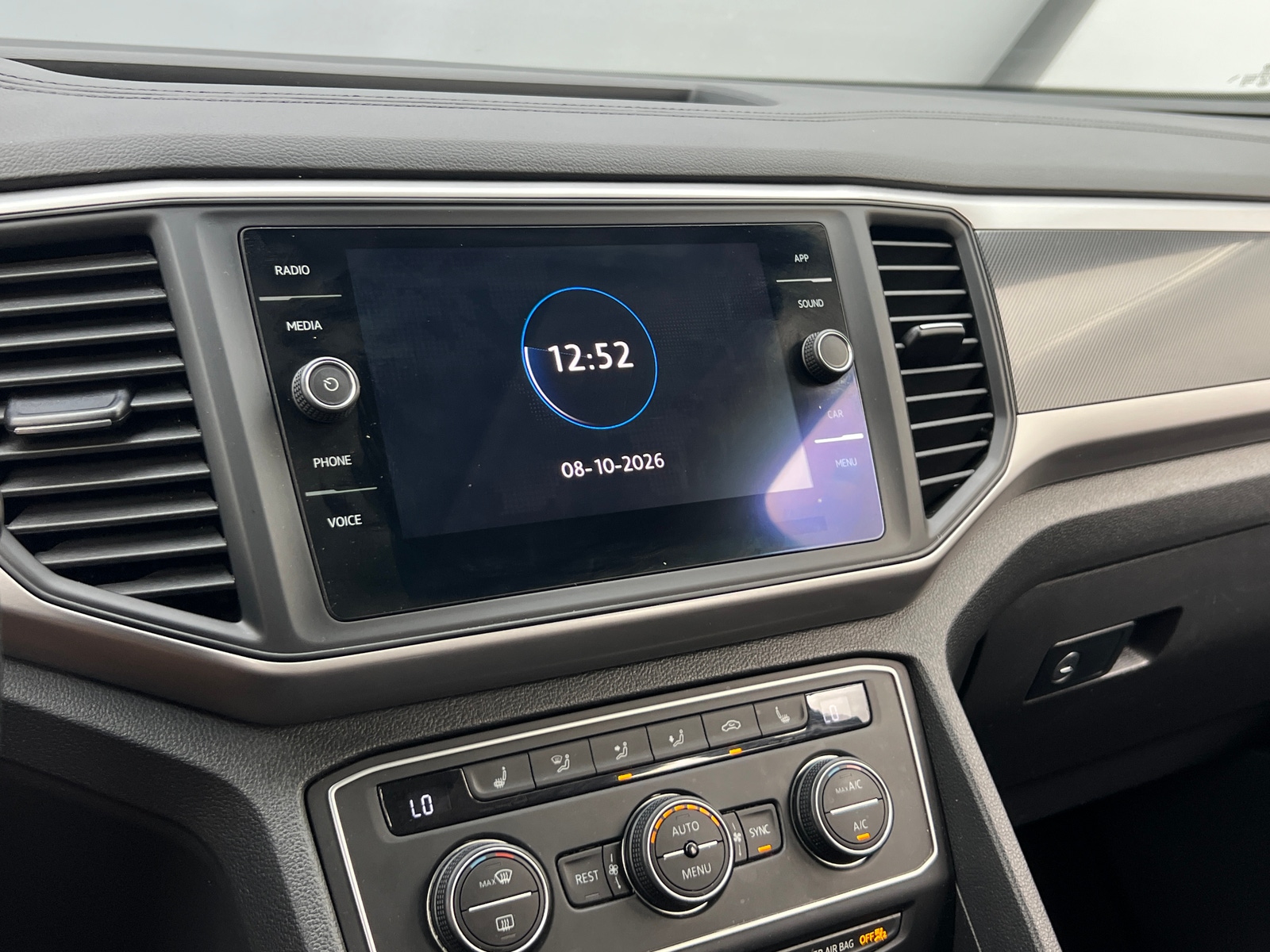 Thumbnail: 2021 Volkswagen Atlas - 3