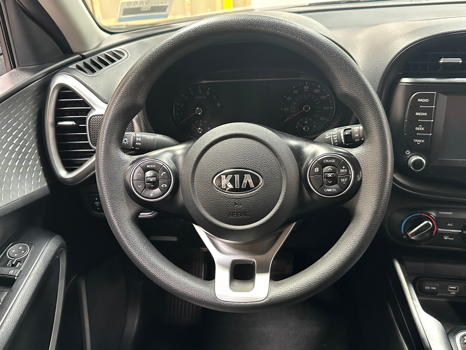 Thumbnail: 2020 Kia Soul - 5