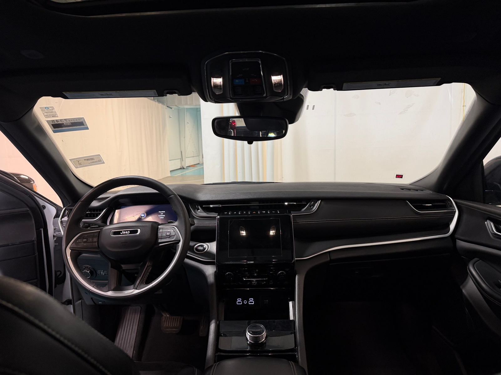 Thumbnail: 2023 Jeep Grand Cherokee L - 2