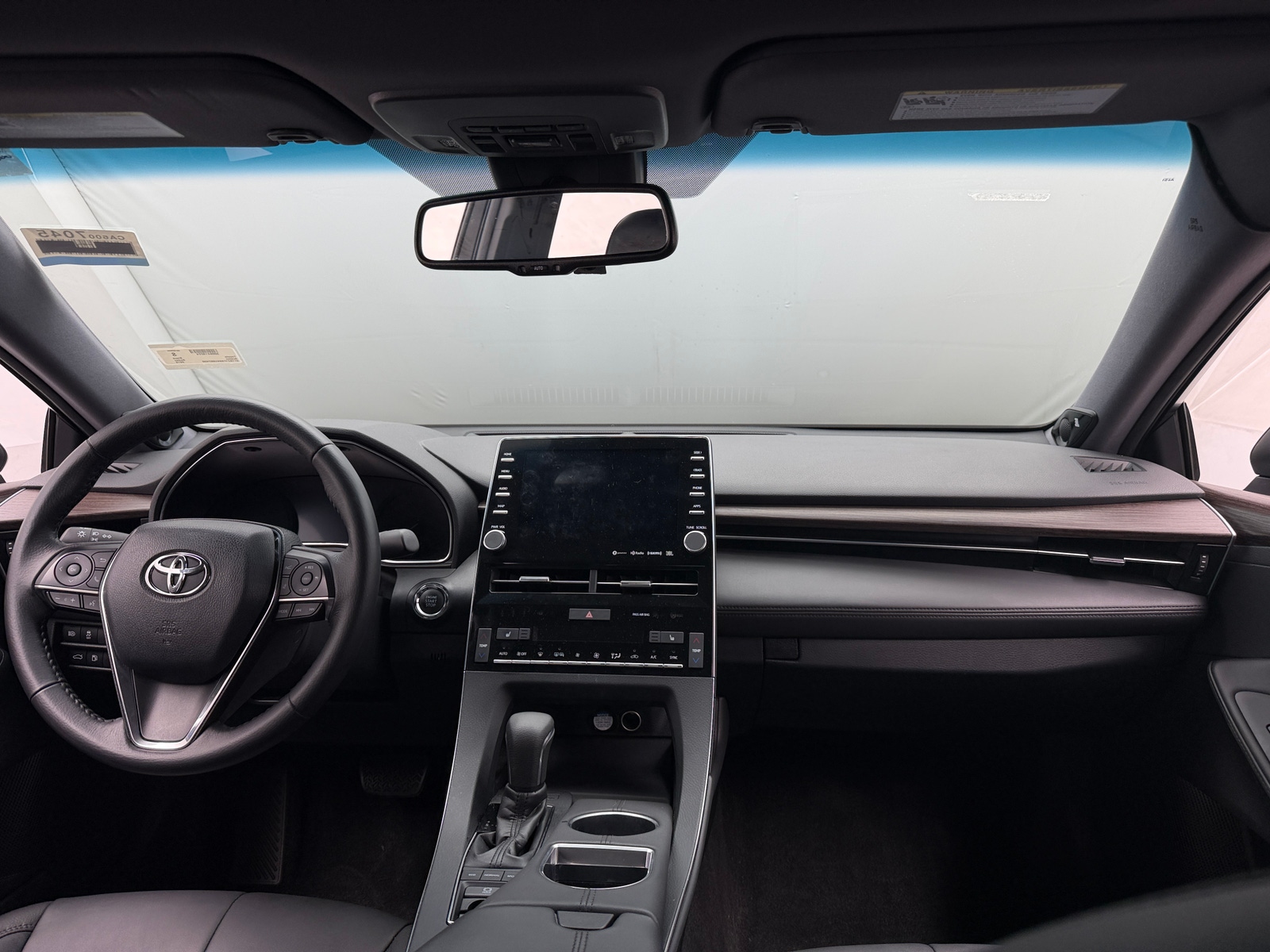 Thumbnail: 2019 Toyota Avalon - 3