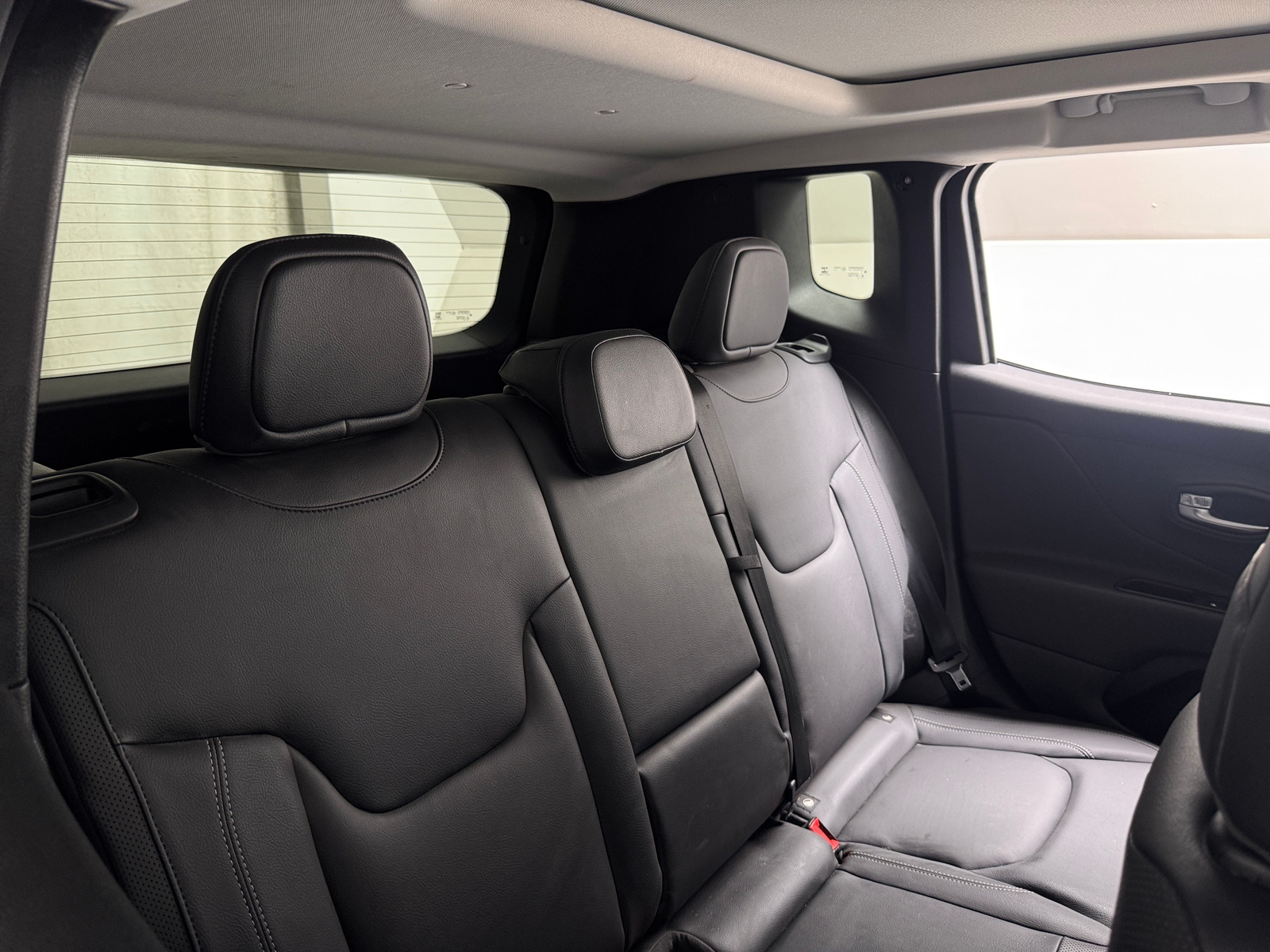 Thumbnail: 2022 Jeep Renegade - 5
