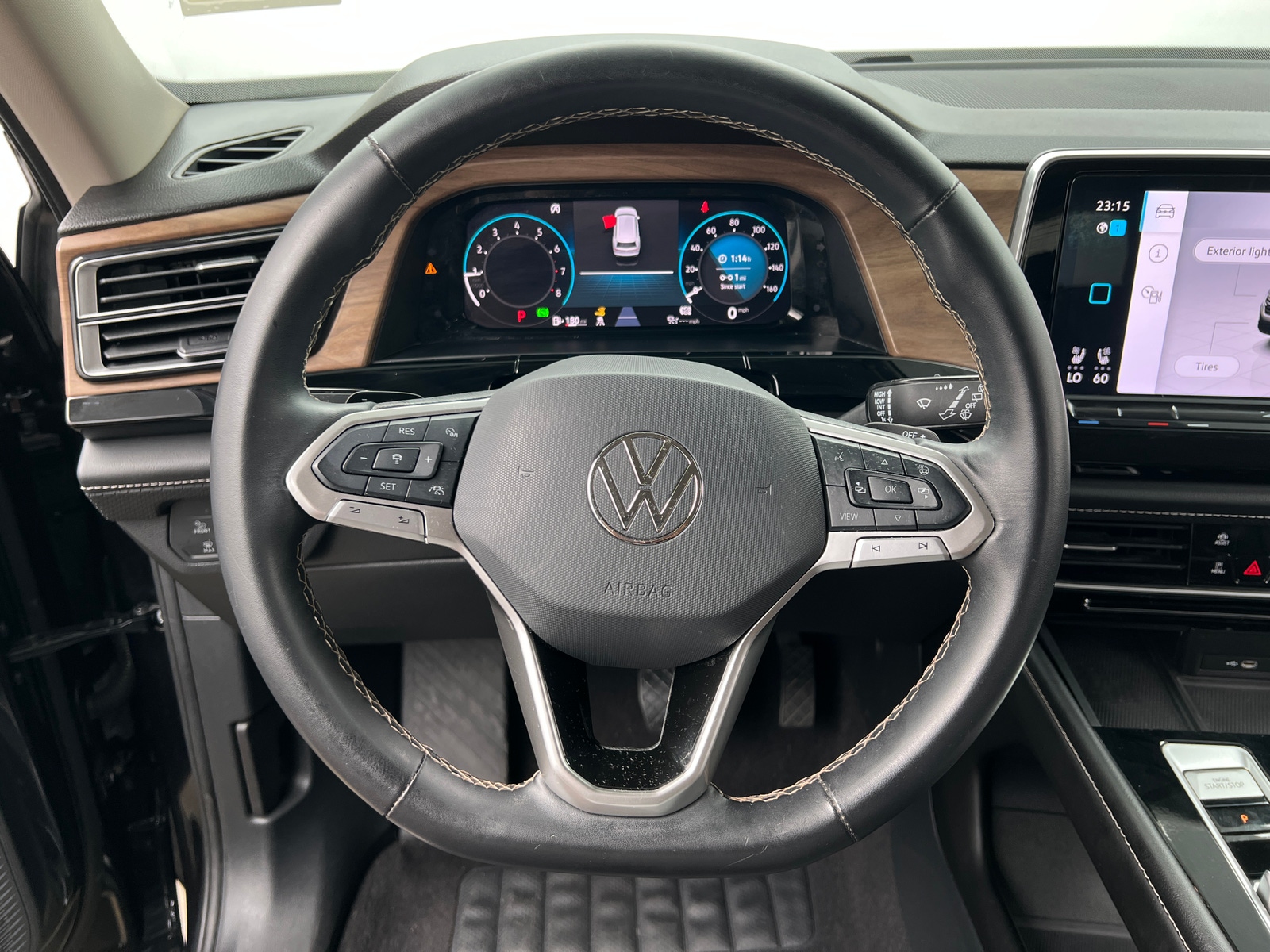 Thumbnail: 2024 Volkswagen Atlas - 4