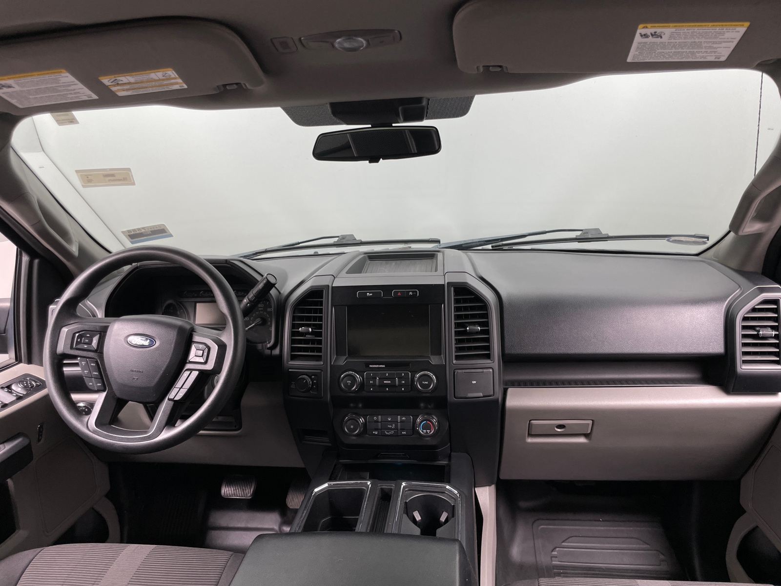Thumbnail: 2020 Ford Econoline - 3