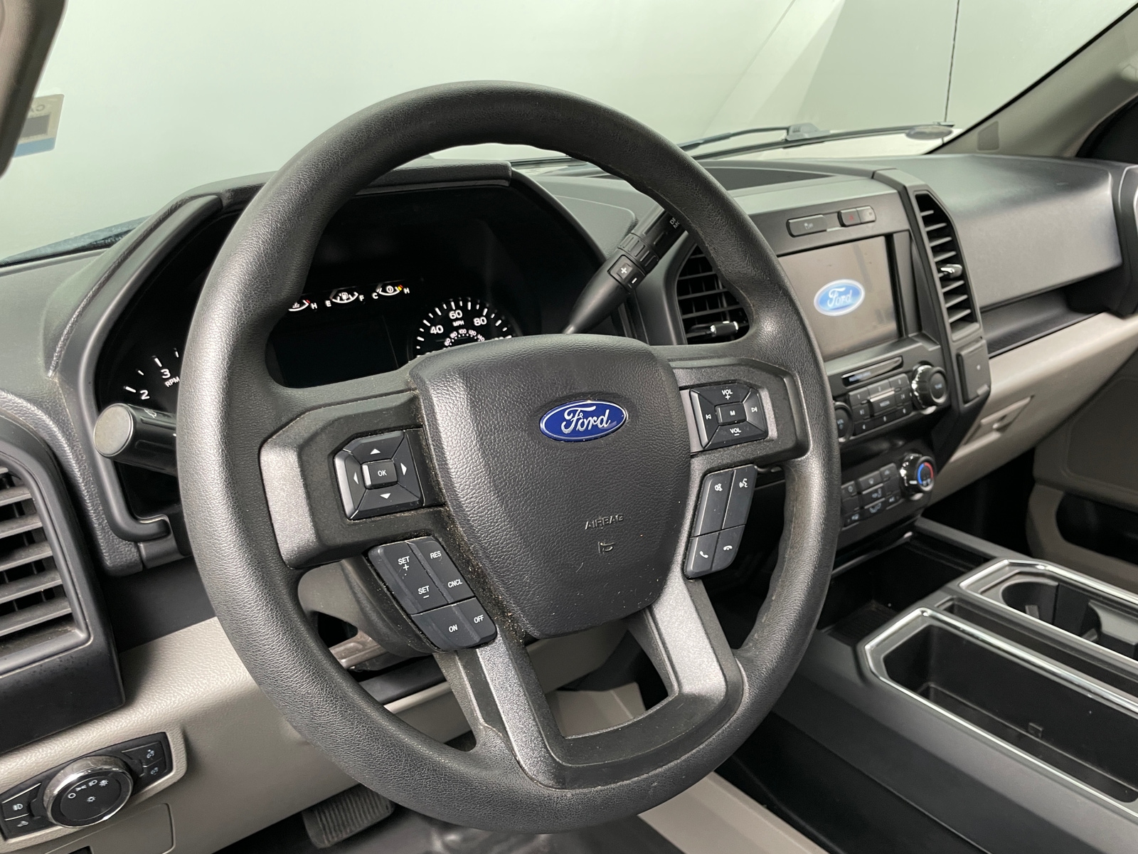 Thumbnail: 2020 Ford Econoline - 5