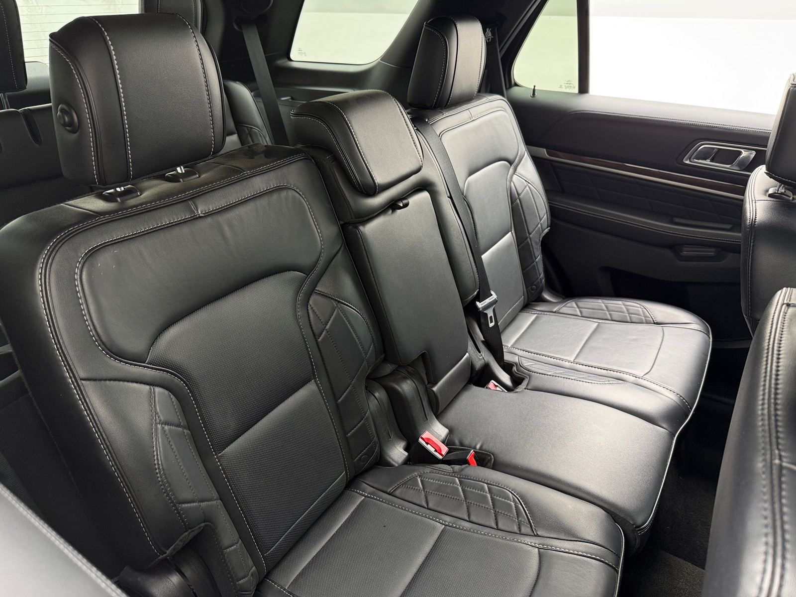Thumbnail: 2017 Ford Explorer - 5