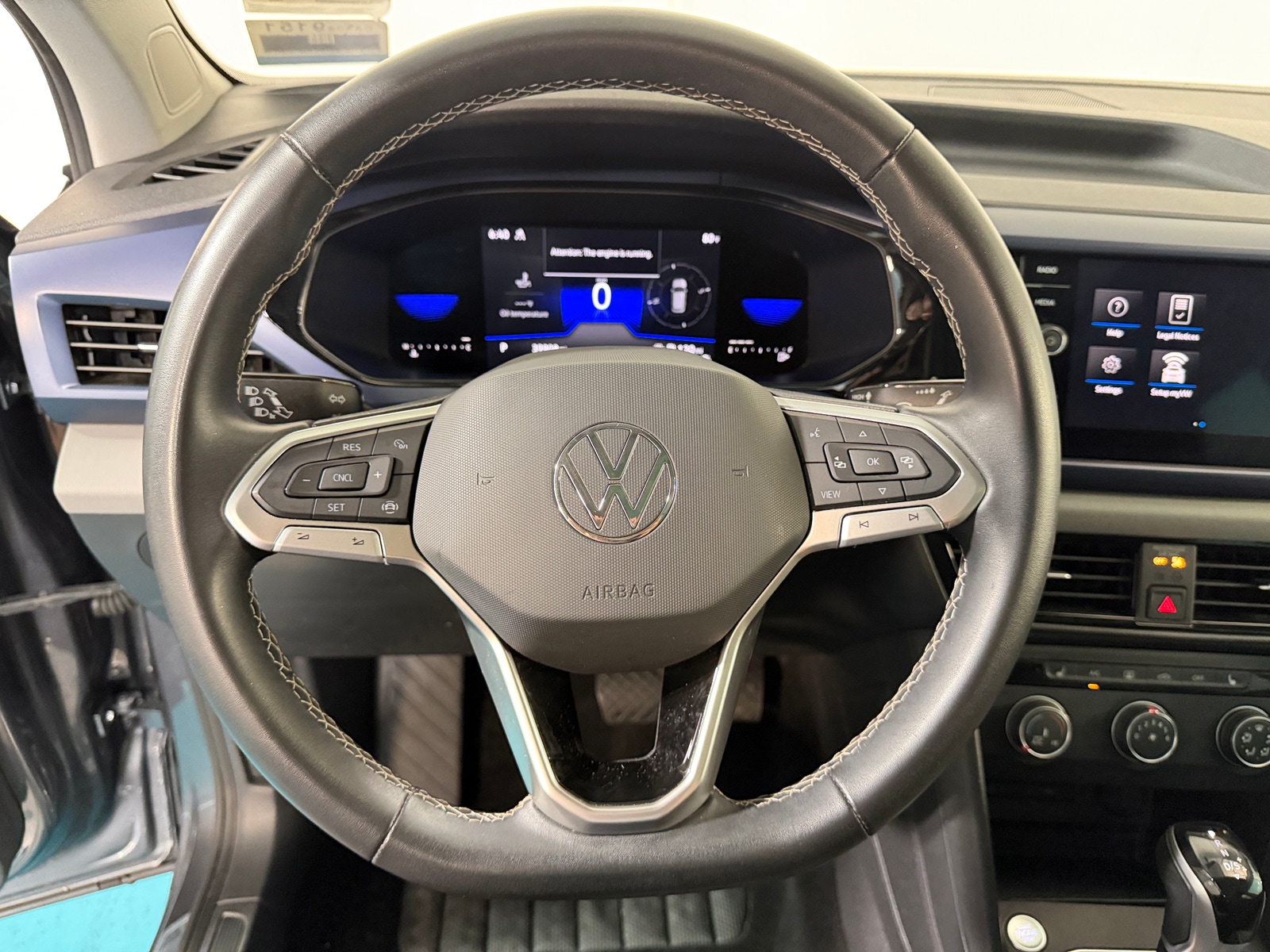 Thumbnail: 2022 Volkswagen Taos - 4
