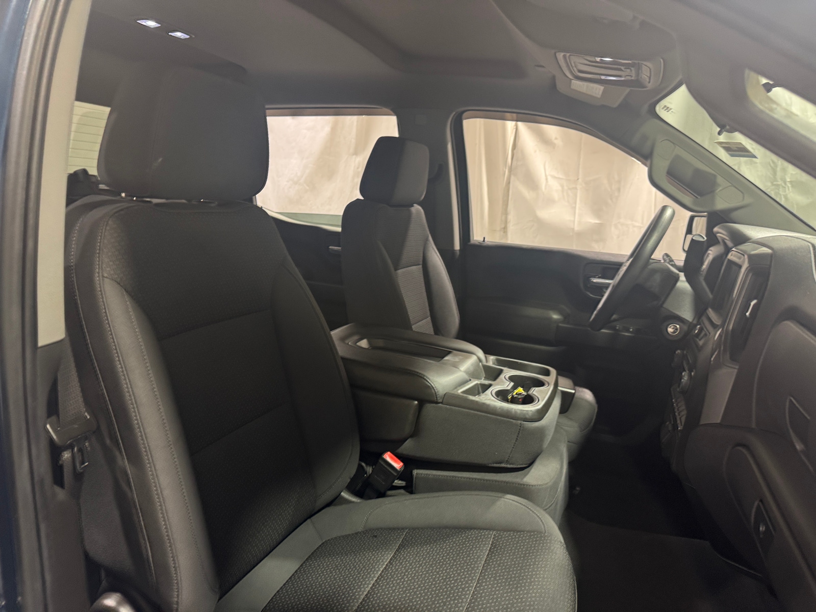 Thumbnail: 2020 Chevrolet Silverado 1500 - 2