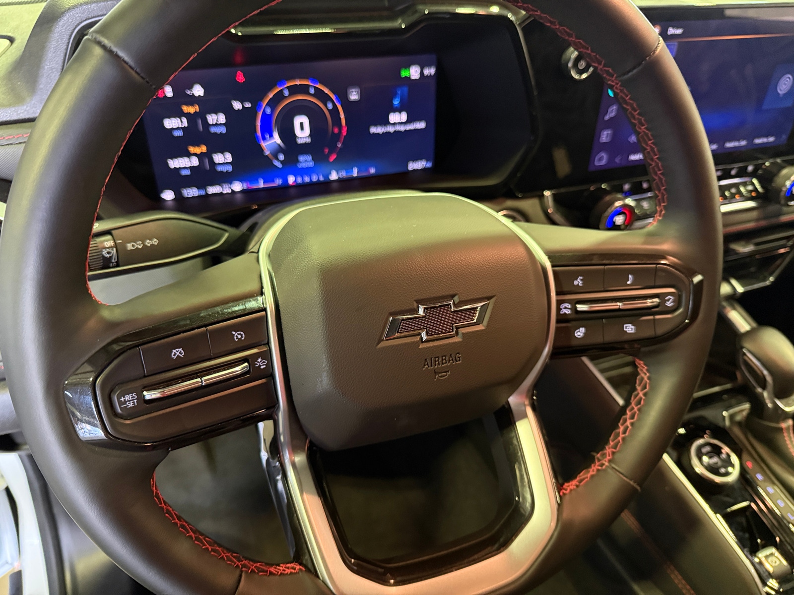 Thumbnail: 2025 Chevrolet Colorado - 4