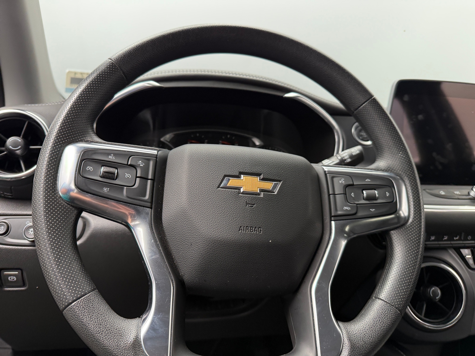 Thumbnail: 2025 Chevrolet Blazer - 5