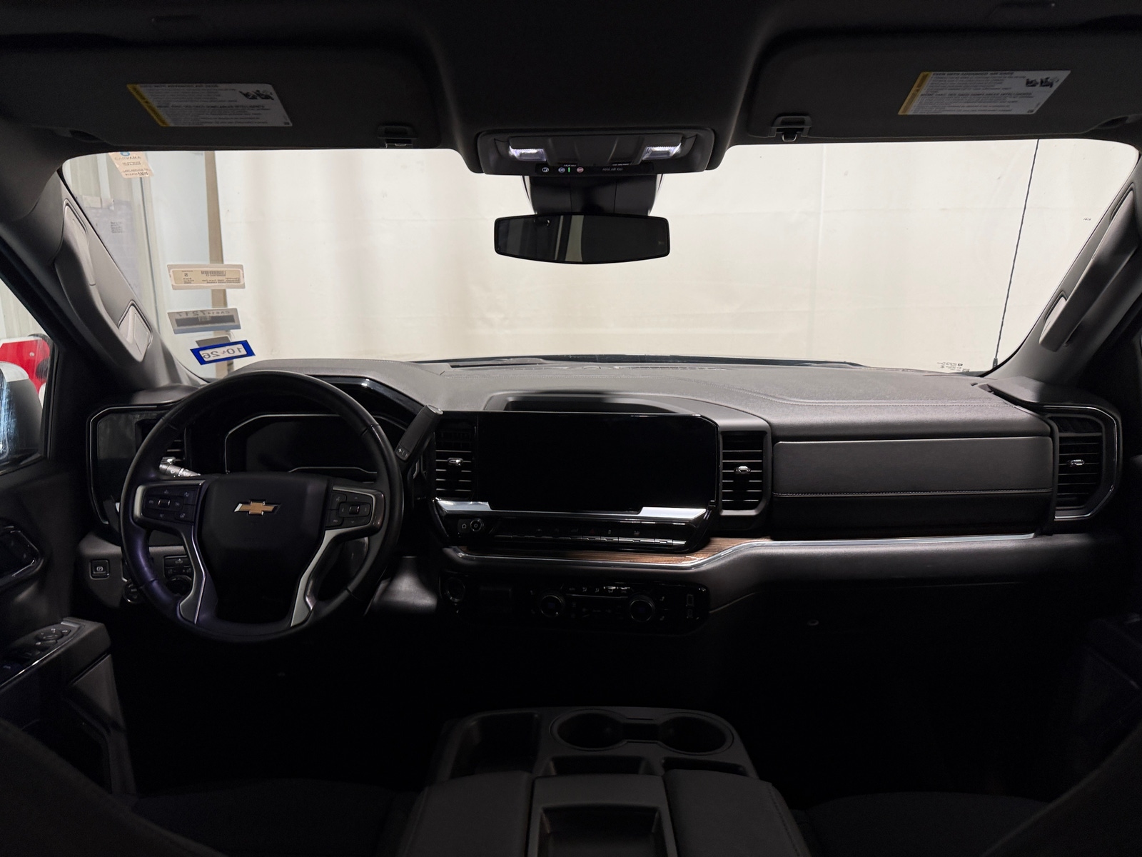 Thumbnail: 2025 Chevrolet Silverado 1500 - 3