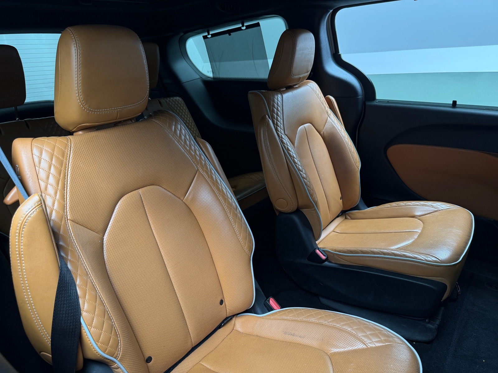 Thumbnail: 2021 Chrysler Pacifica - 5