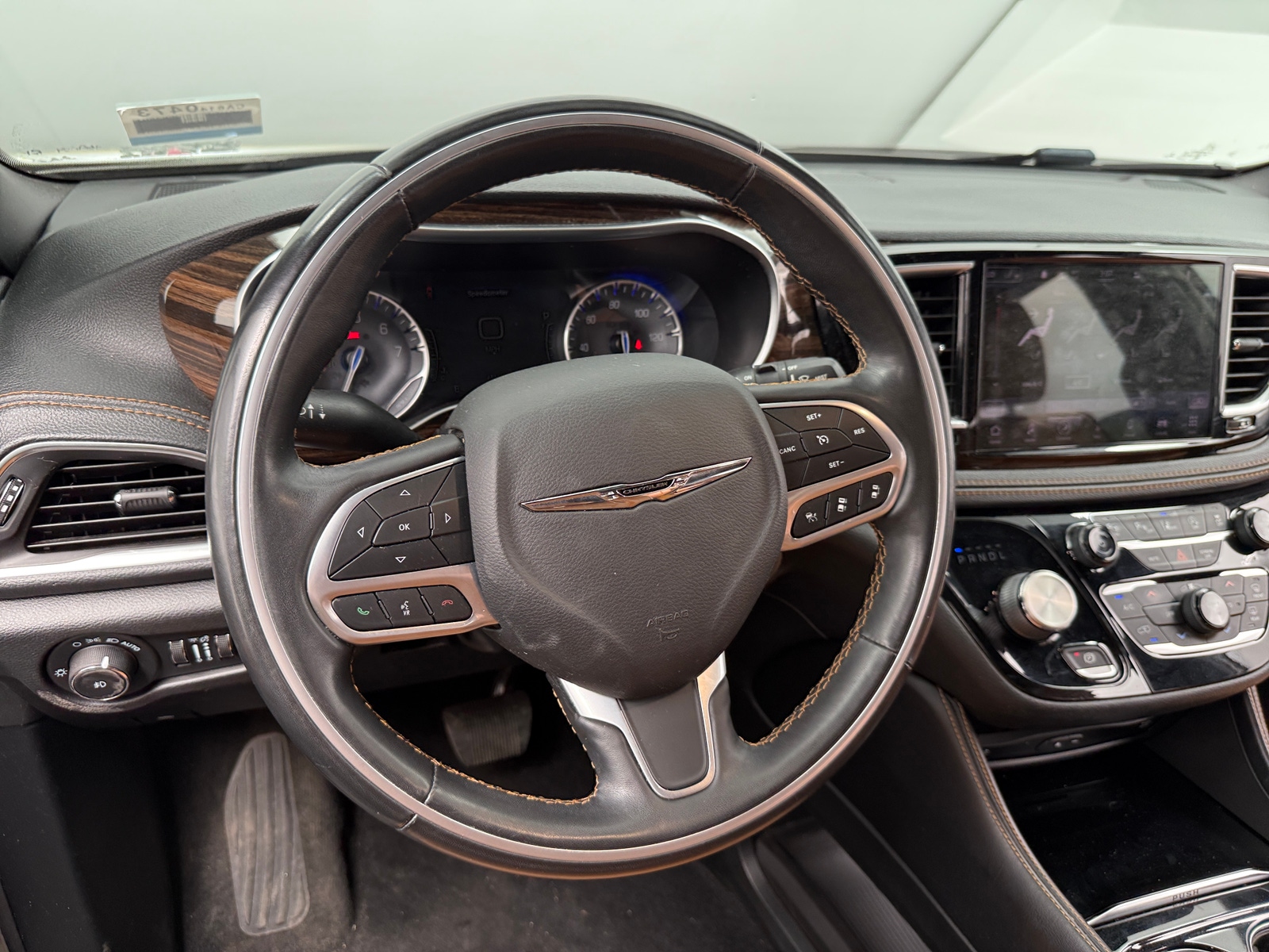 Thumbnail: 2021 Chrysler Pacifica - 4