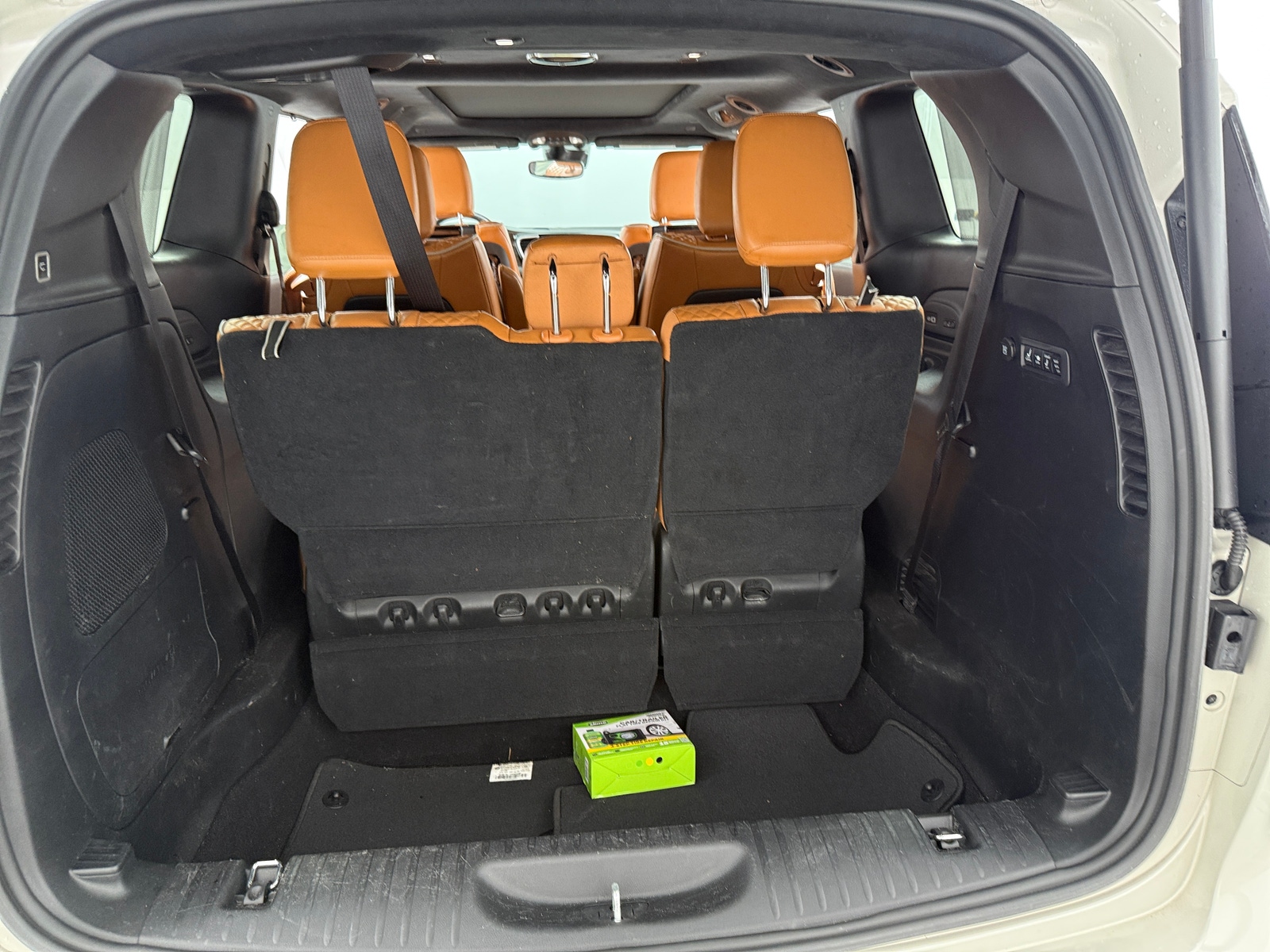 Thumbnail: 2021 Chrysler Pacifica - 6