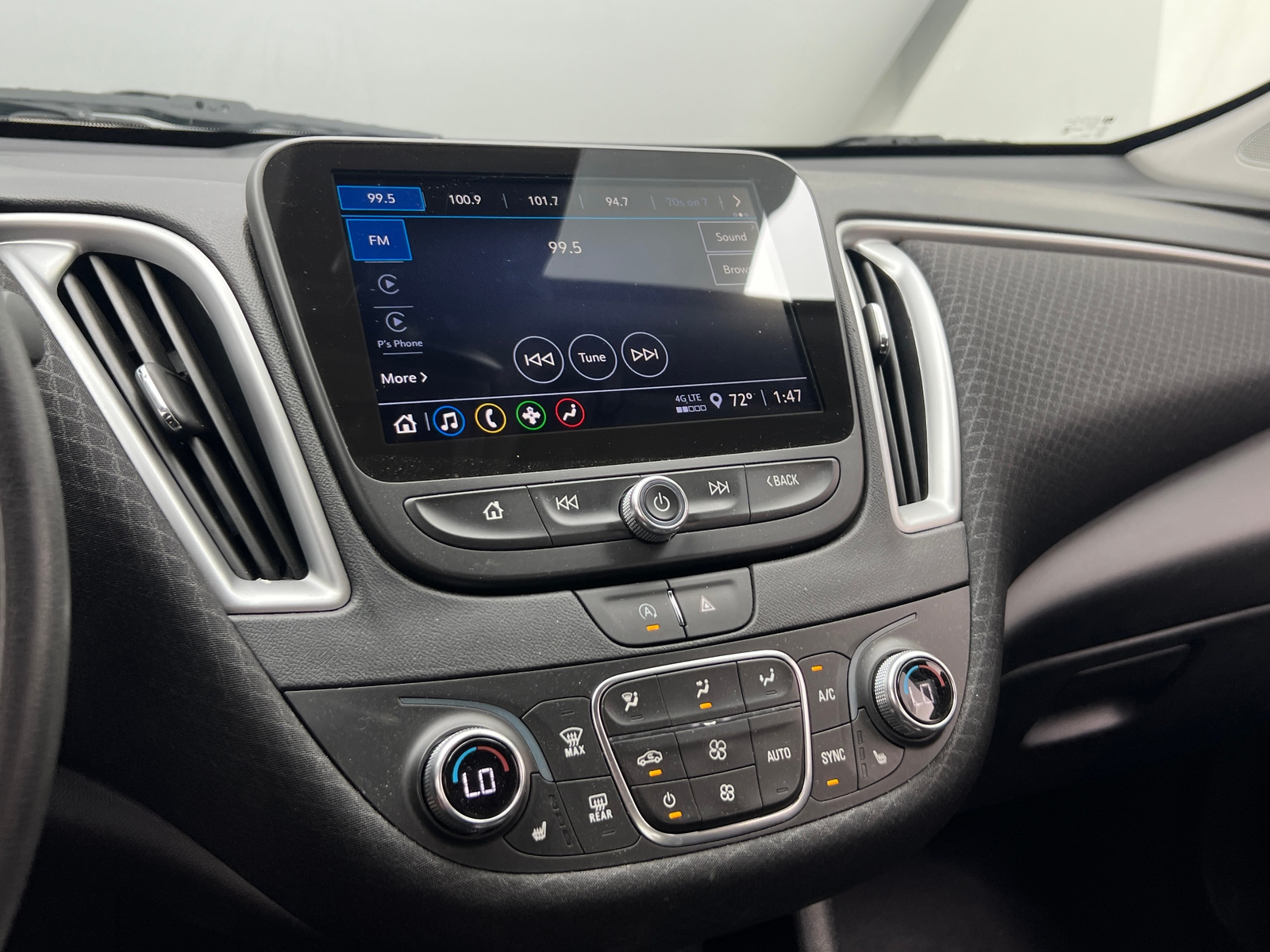 Thumbnail: 2024 Chevrolet Malibu - 4