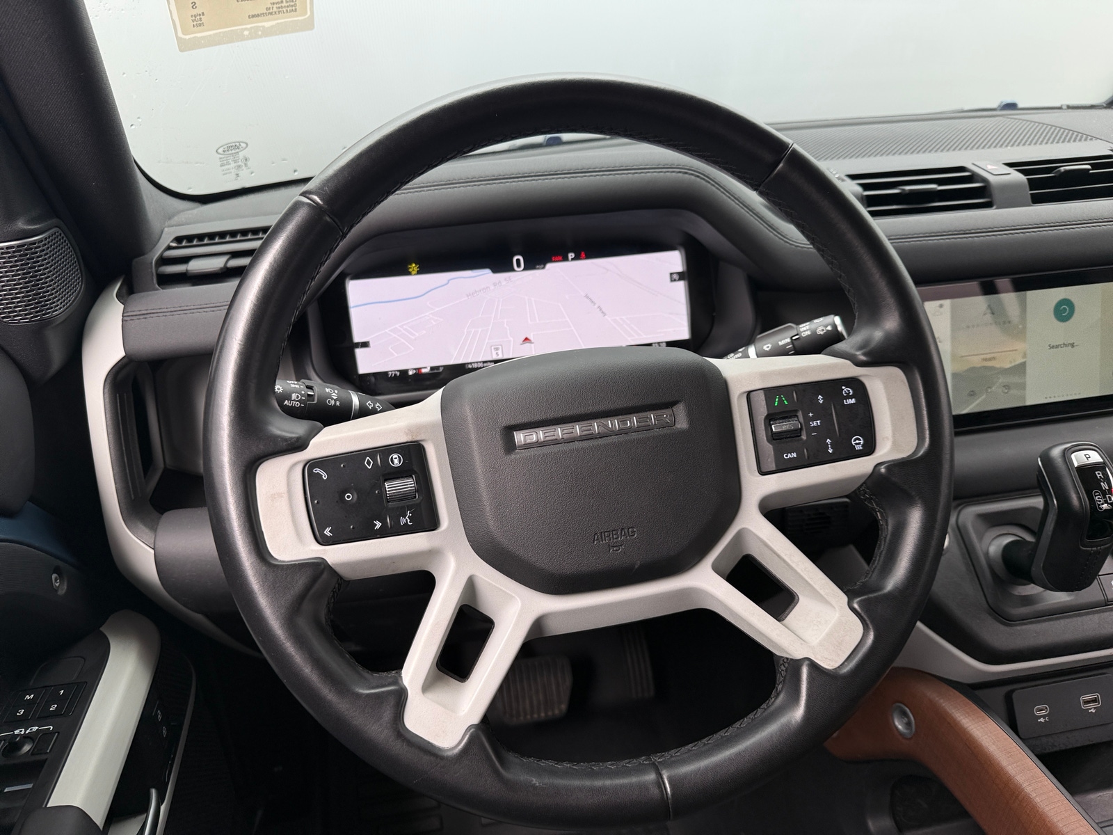 Thumbnail: 2024 Land Rover Defender - 4