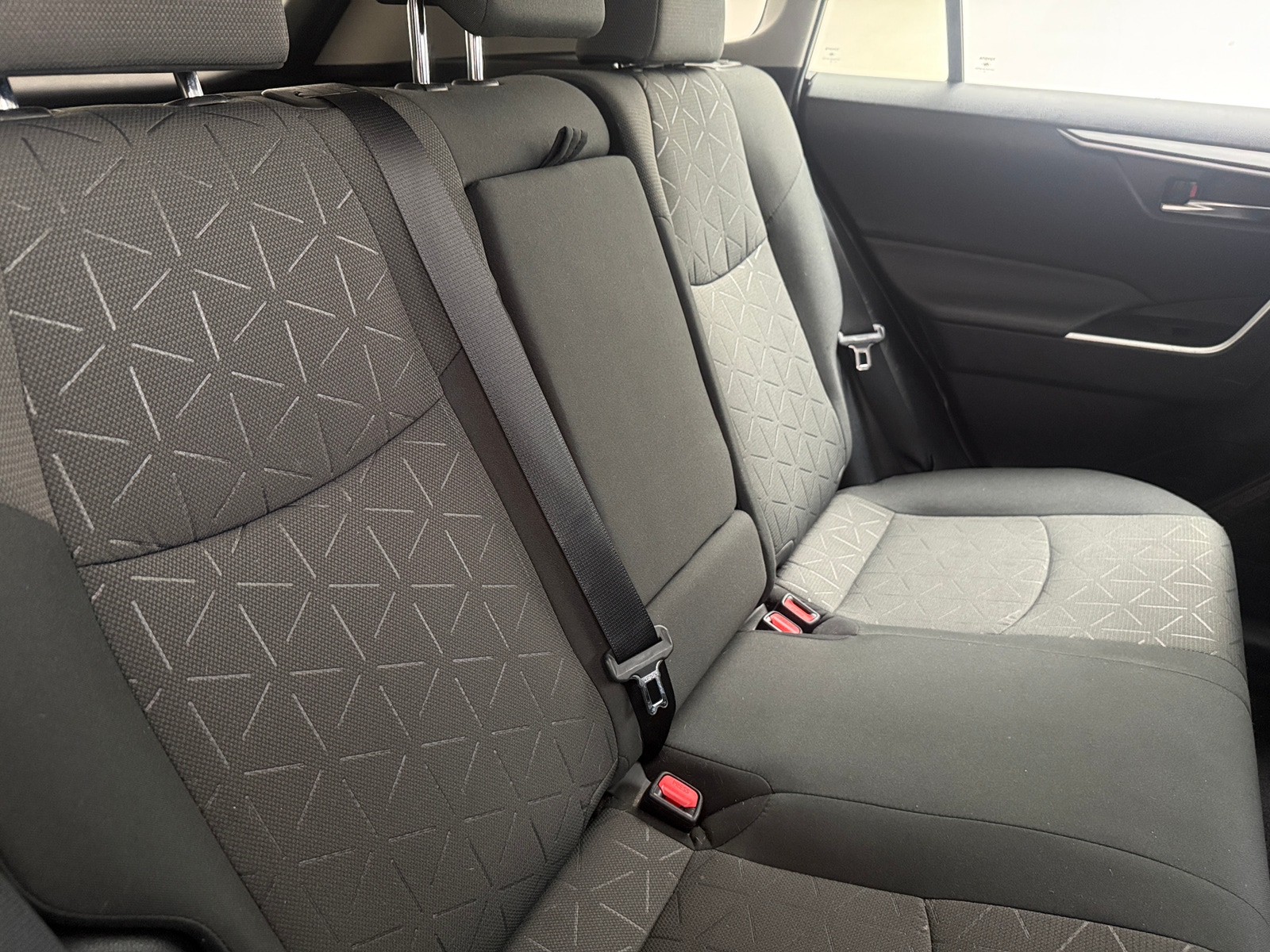 Thumbnail: 2021 Toyota RAV4 - 6