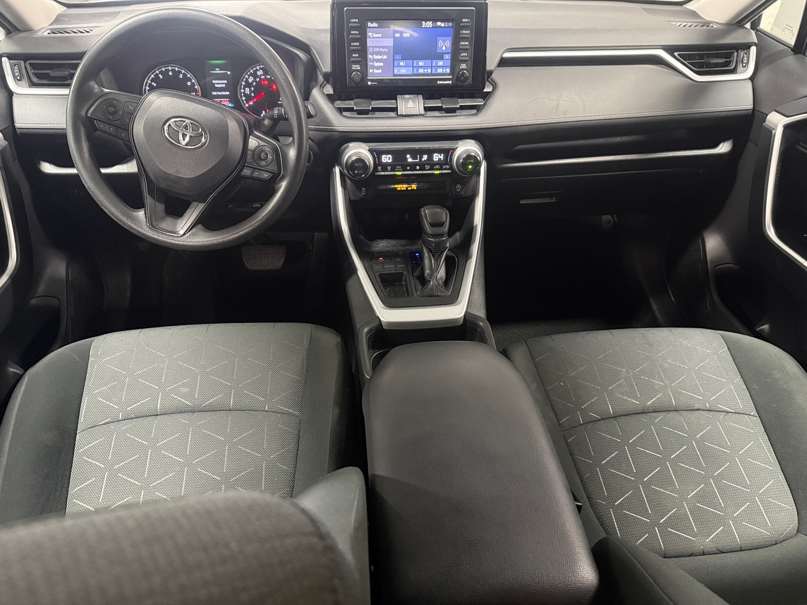 Thumbnail: 2021 Toyota RAV4 - 3