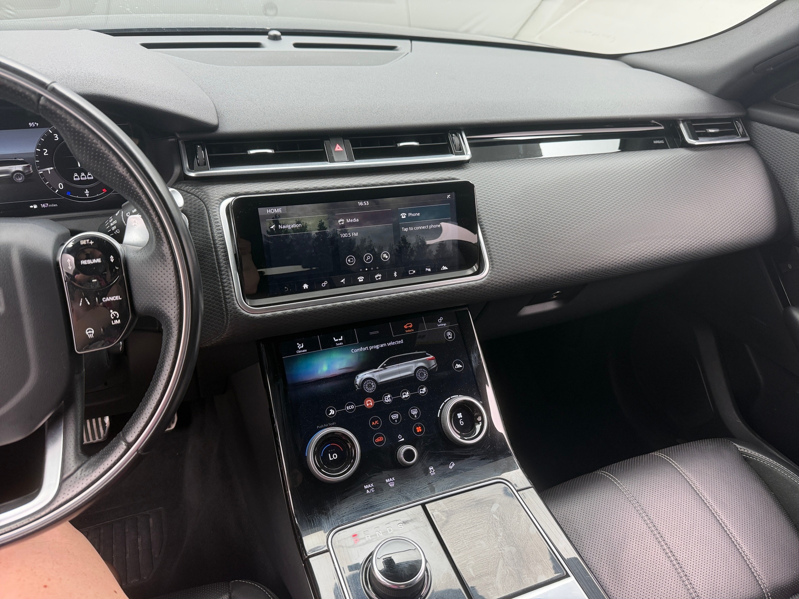 Thumbnail: 2020 Land Rover Range Rover Velar - 3