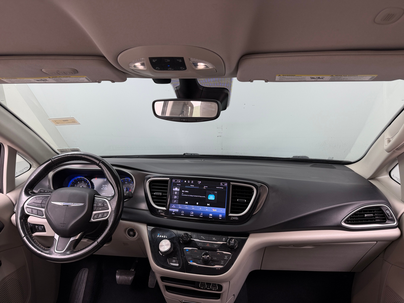 Thumbnail: 2021 Chrysler Pacifica - 2