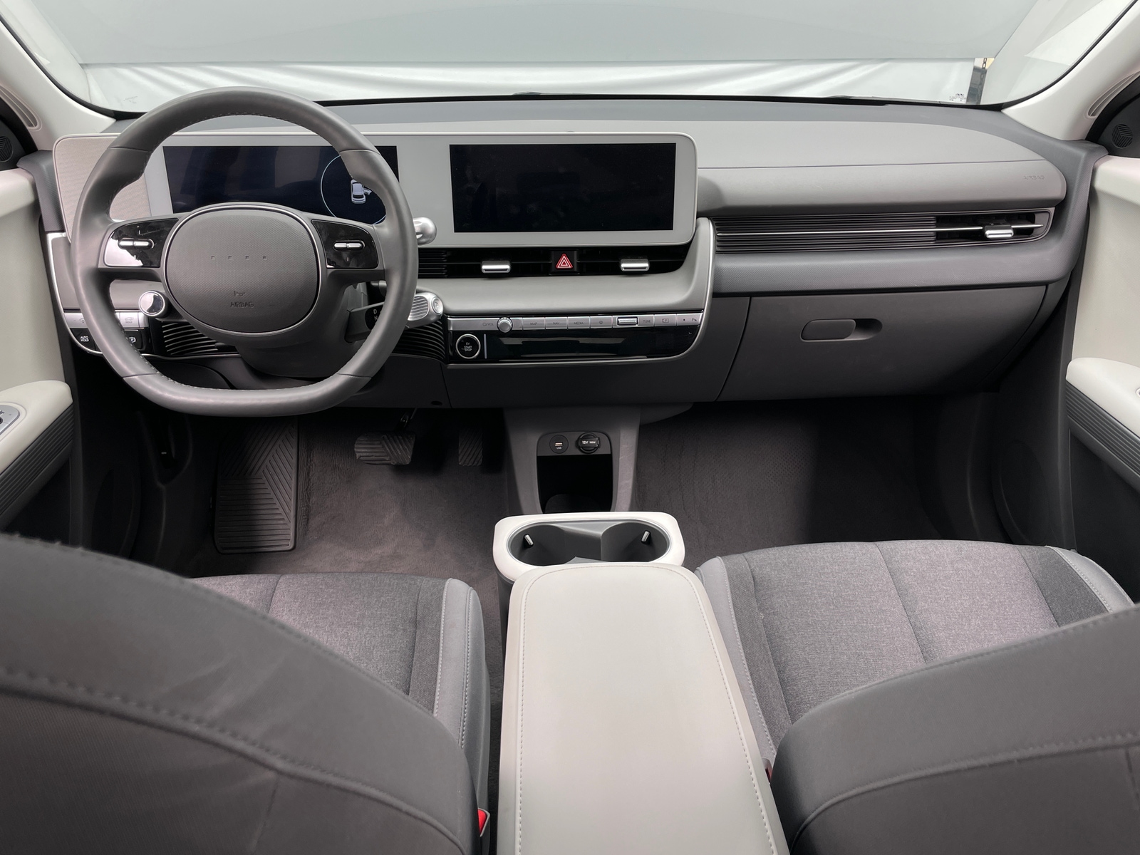 Thumbnail: 2024 Hyundai Ioniq 5 - 3