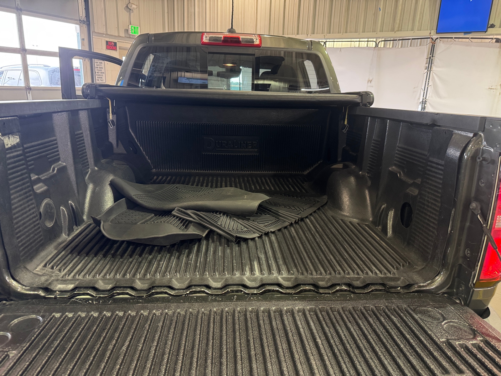 Thumbnail: 2018 Chevrolet Colorado - 7