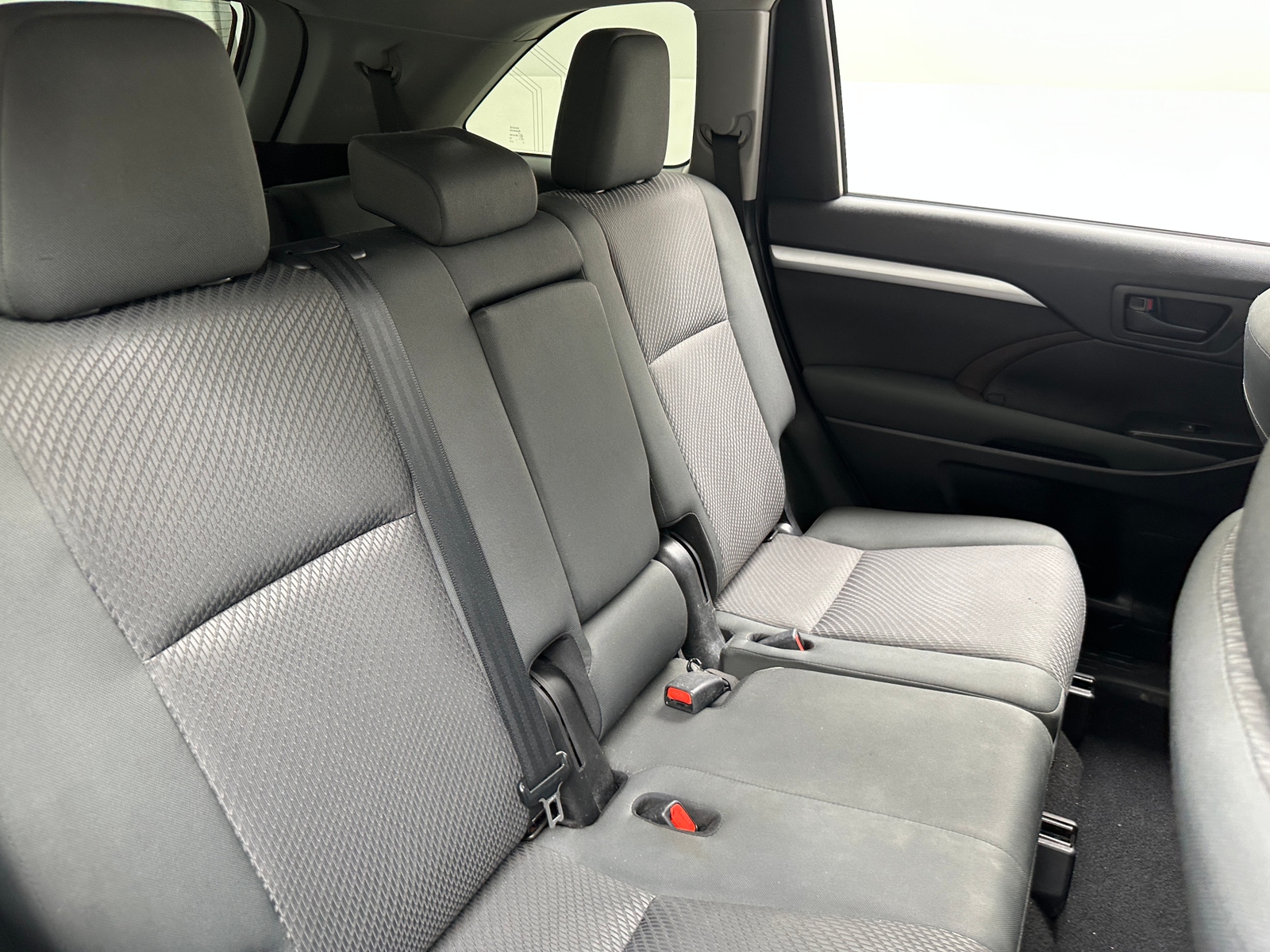 Thumbnail: 2019 Toyota Highlander - 6