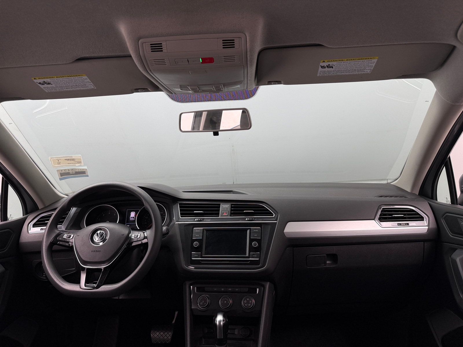 Thumbnail: 2020 Volkswagen Tiguan - 3