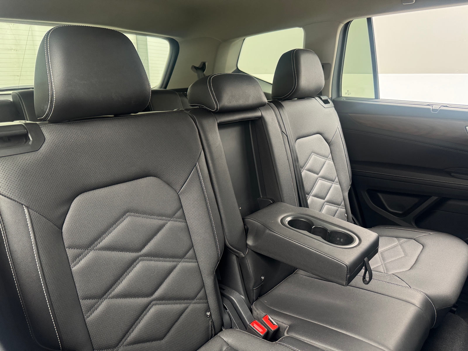 Thumbnail: 2026 Volkswagen Atlas - 6