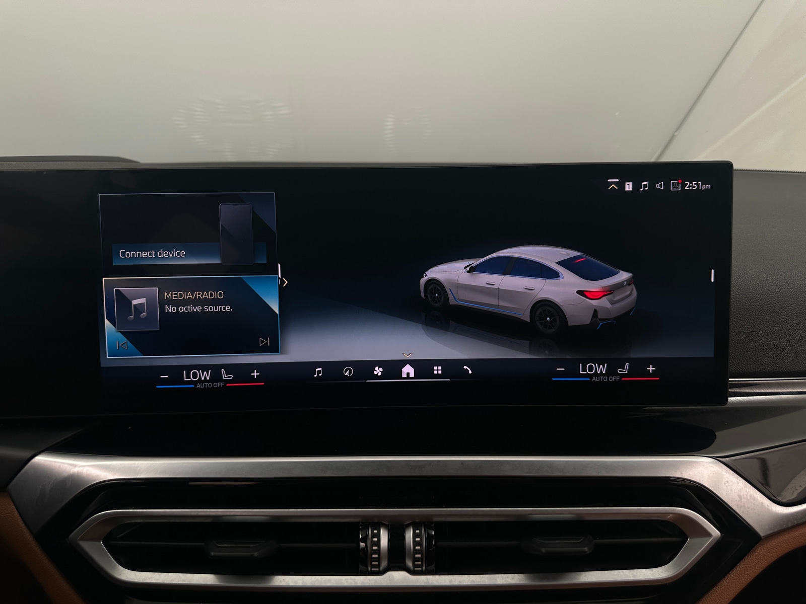 Thumbnail: 2024 BMW i4 - 3