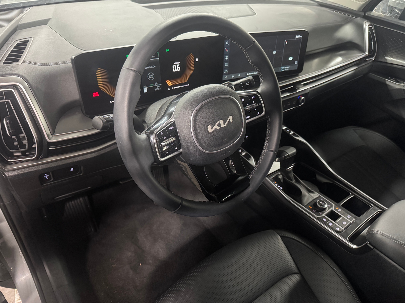 Thumbnail: 2025 Kia Sorento - 4